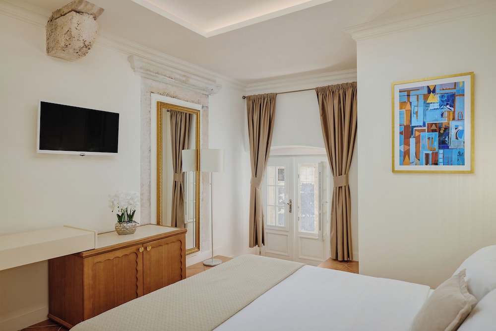 Deluxe Room with Private Entrance photo 2