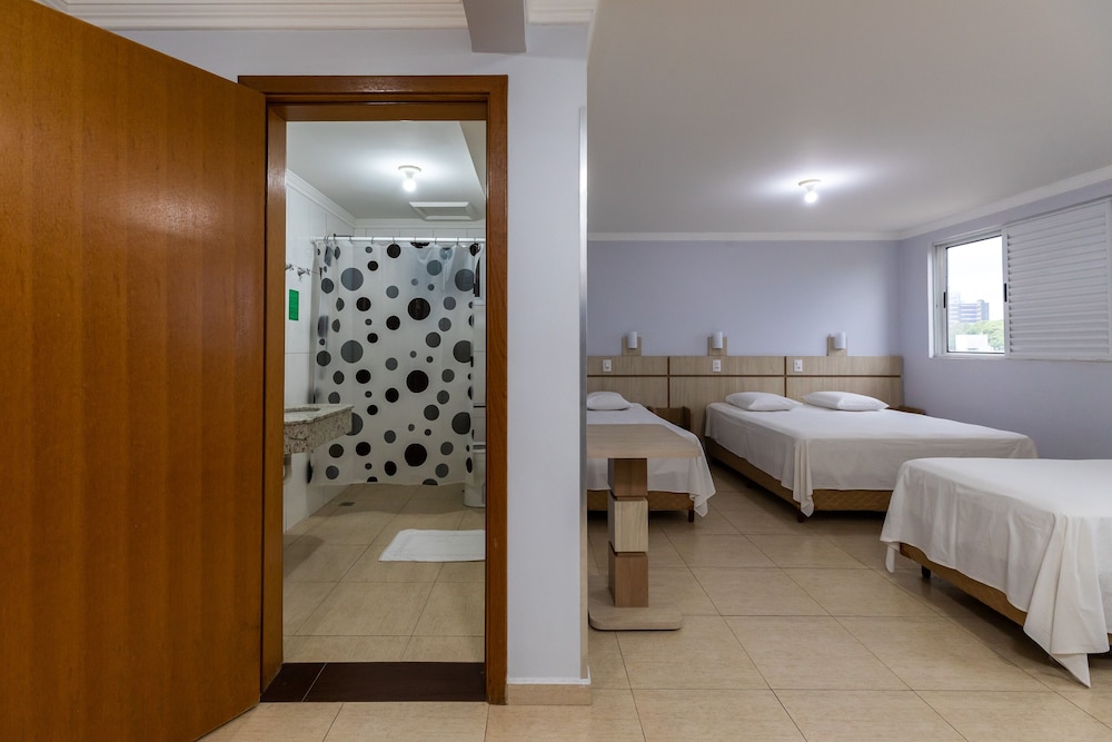 Quintuple Room - Photo 9