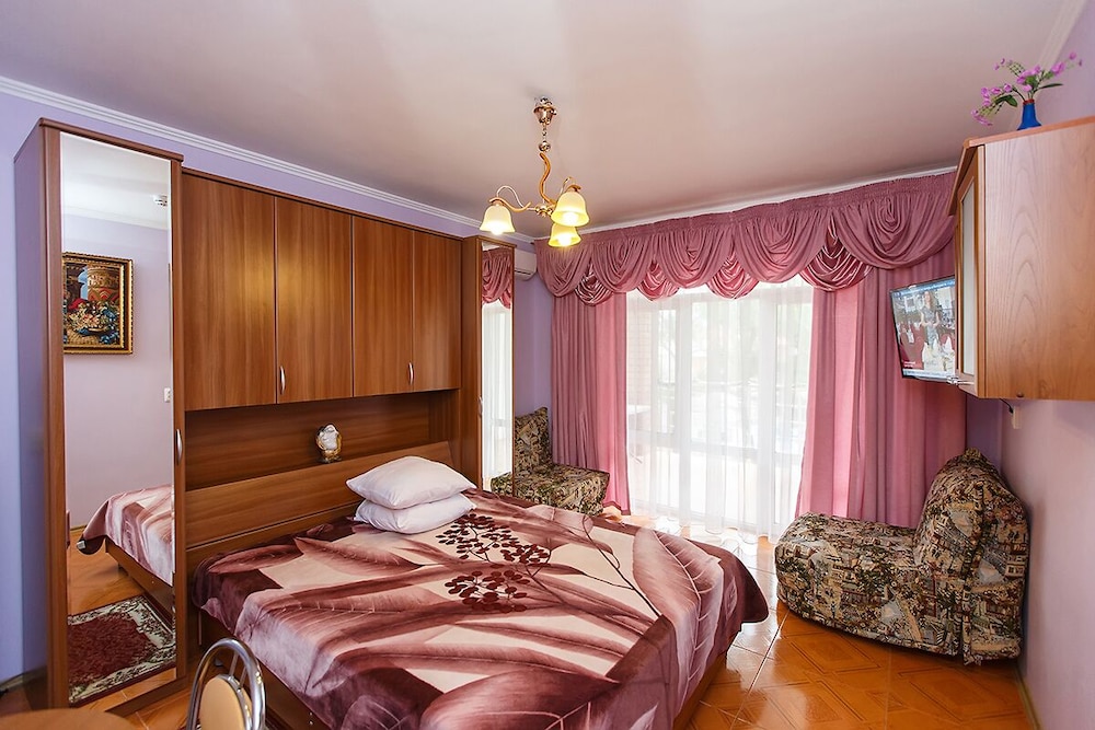 Comfort Quadruple Room