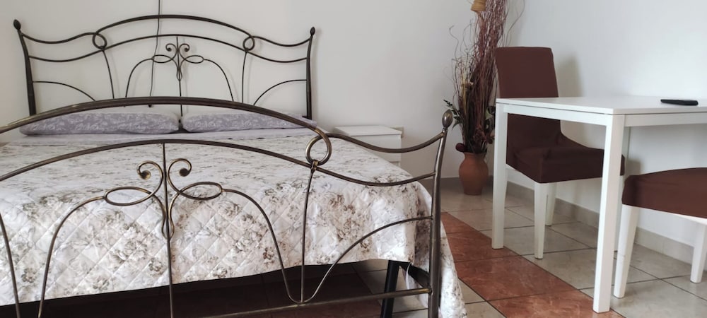 Comfort Room, Multiple Beds, Non Smoking