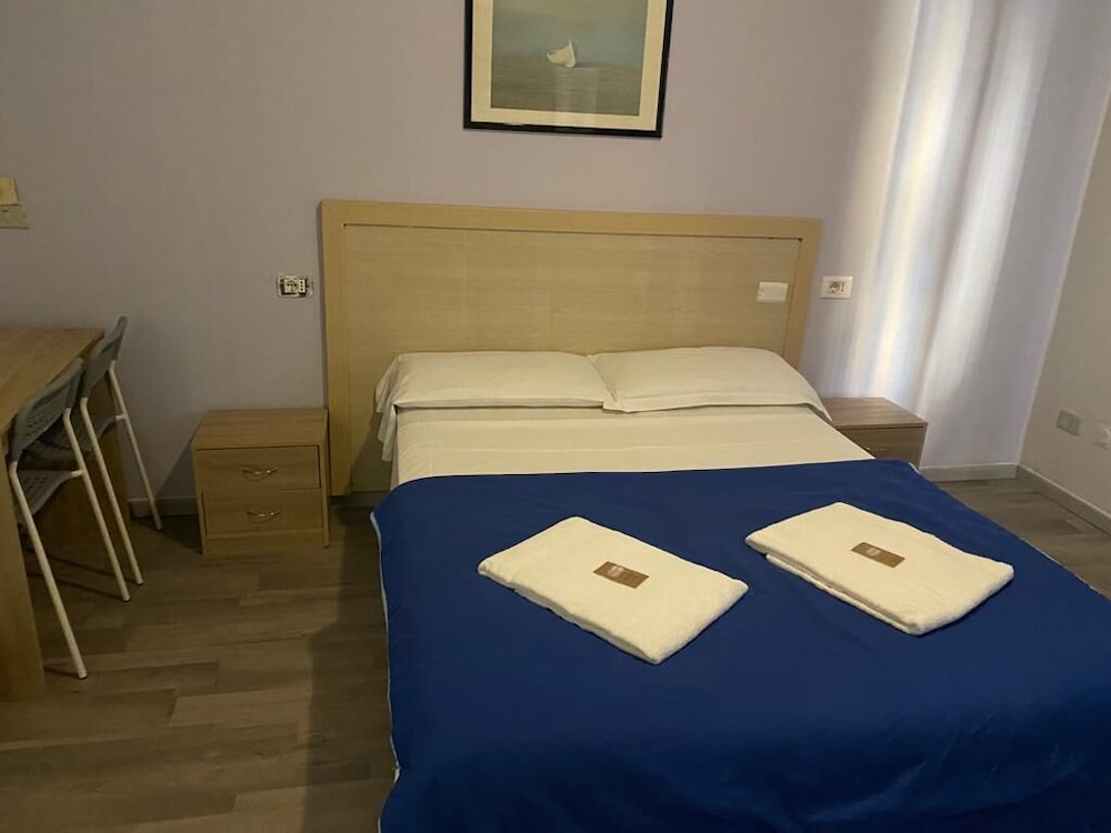 Basic Double Room