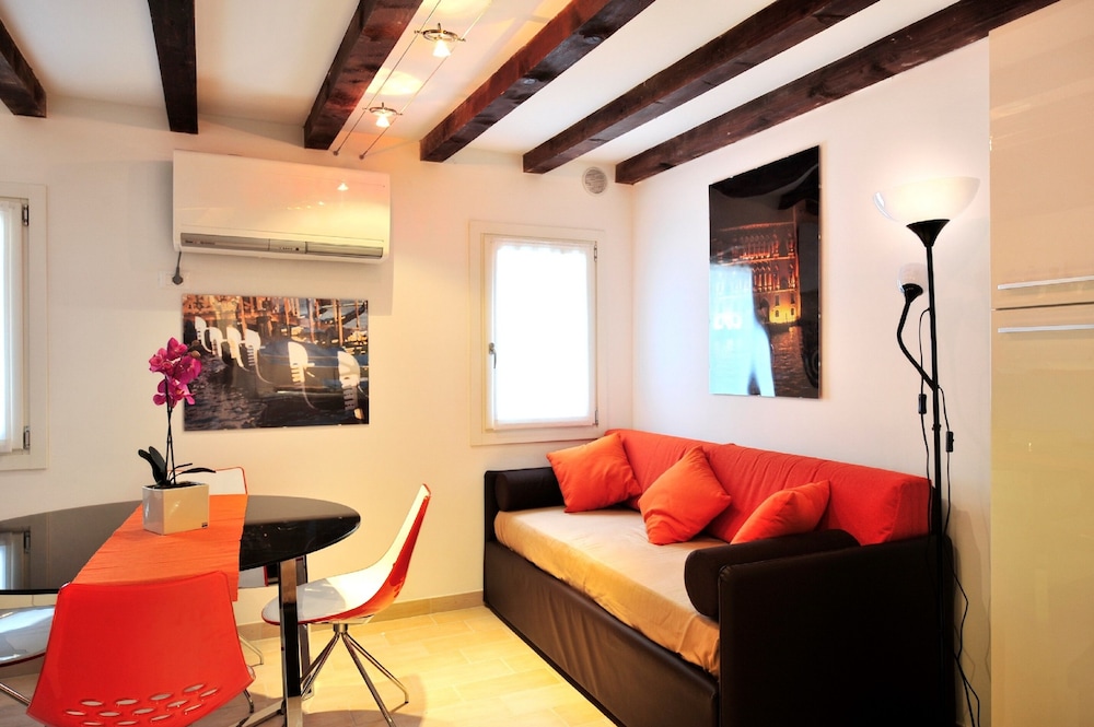 Apartment, 1 Bedroom photo 2