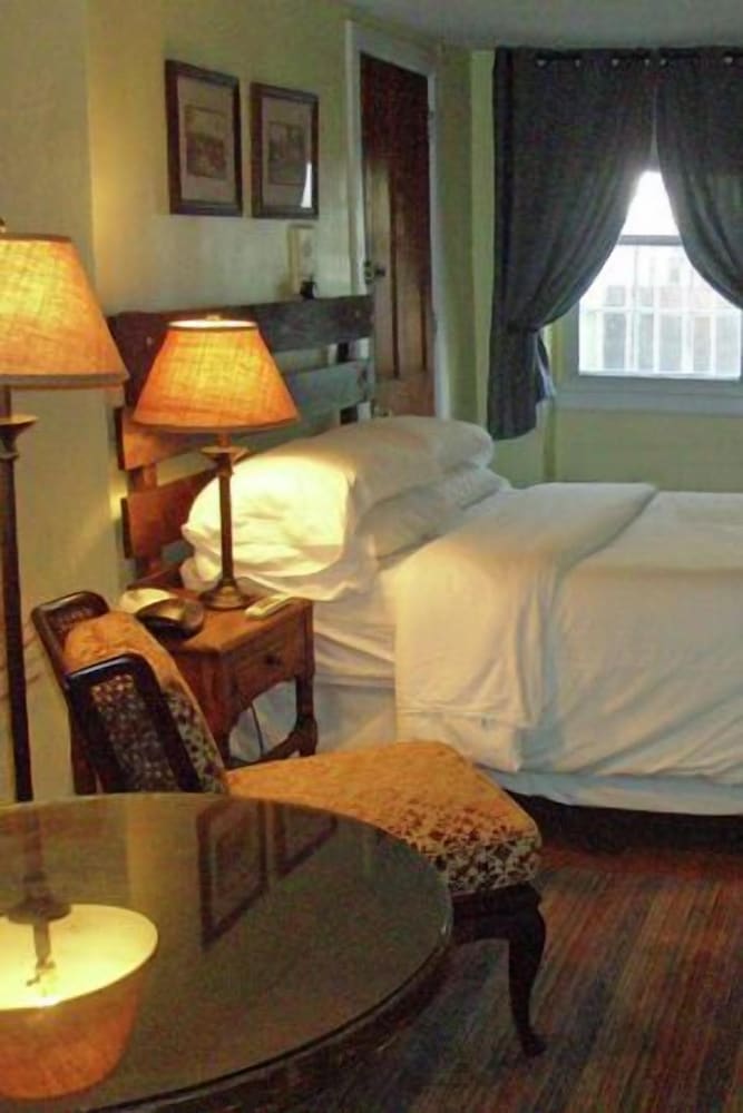 Stable Room photo 3