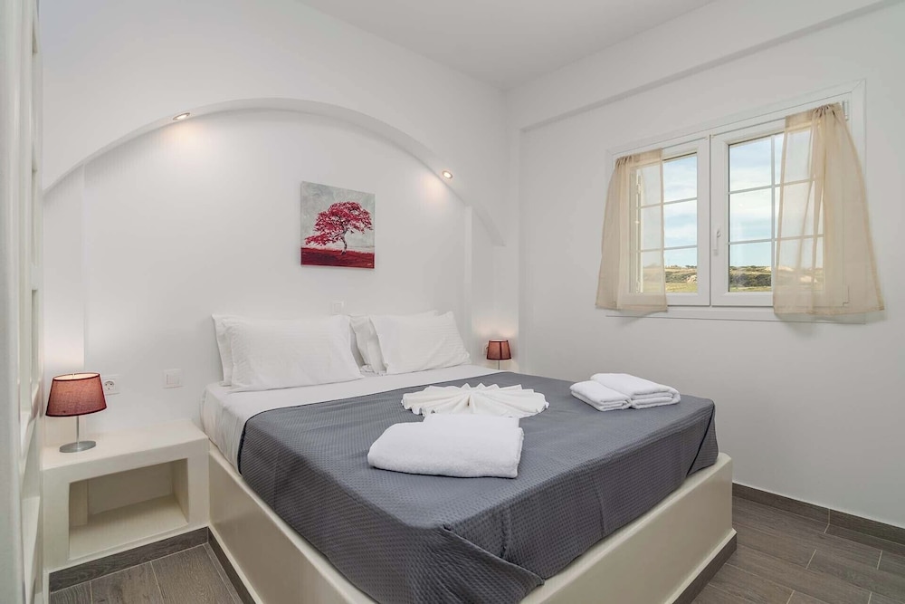 Classic Studio, Balcony, Bay View