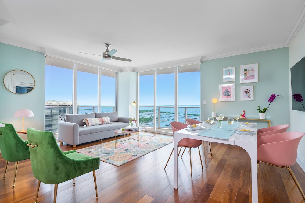 Presidential Apartment, 2 Bedrooms, Balcony, Ocean View0901