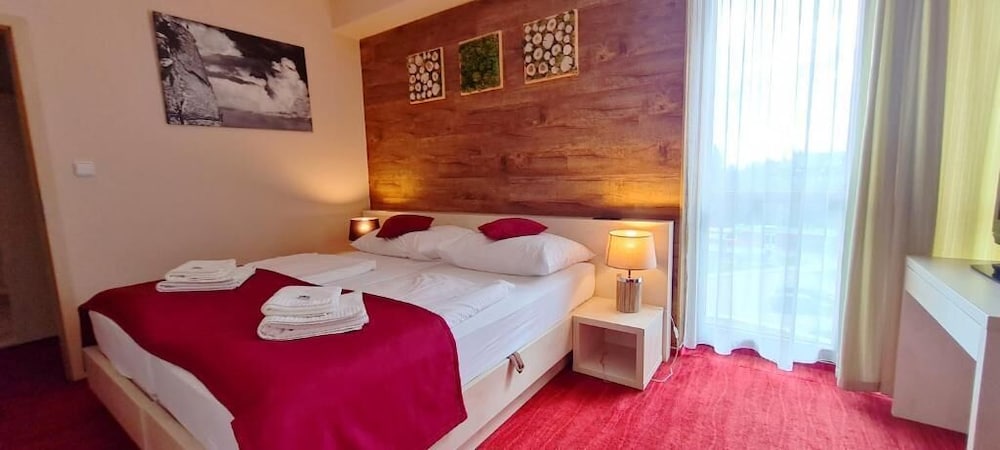 Exclusive Apartment, 2 Bedrooms, Fireplace