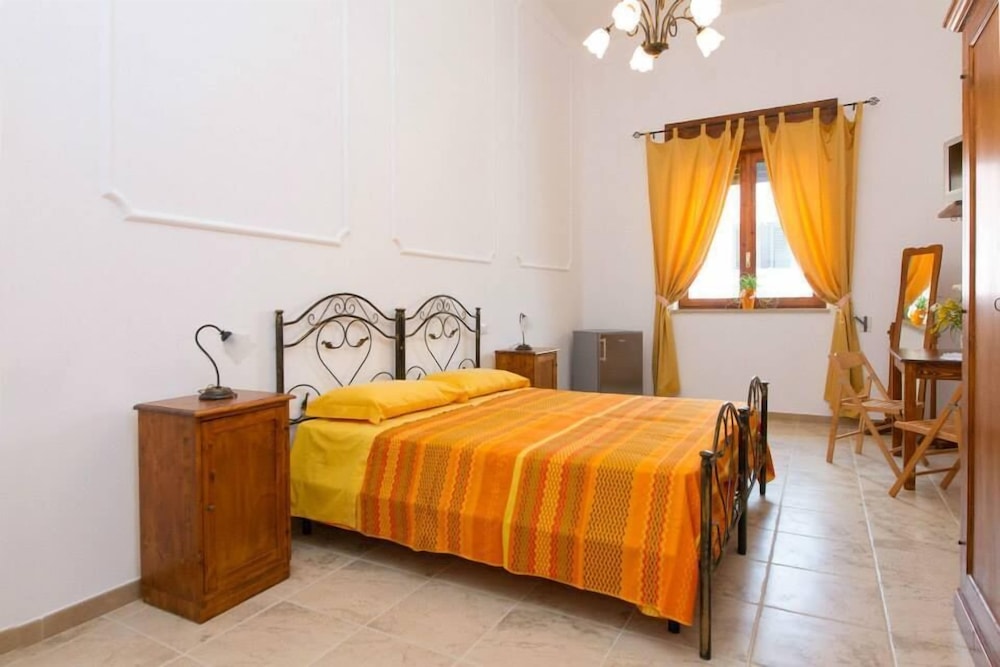 Triple Room, Multiple Beds photo 2