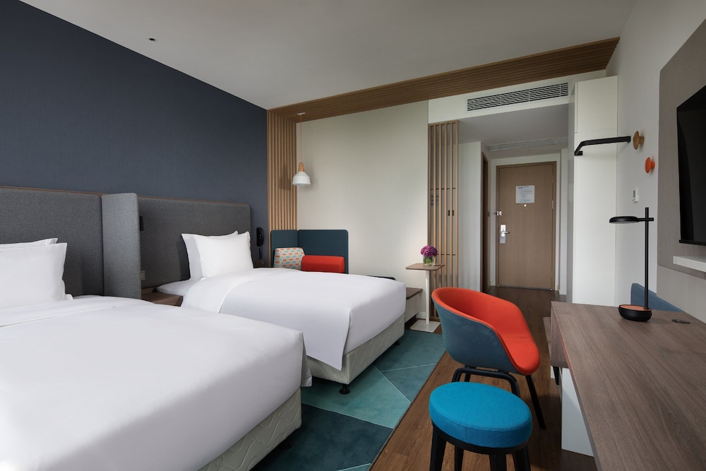 Standard Room, 2 Twin Beds - Photo 1