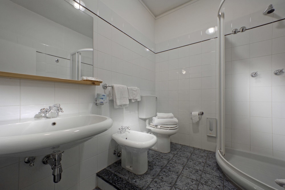 Quadruple Room photo 3