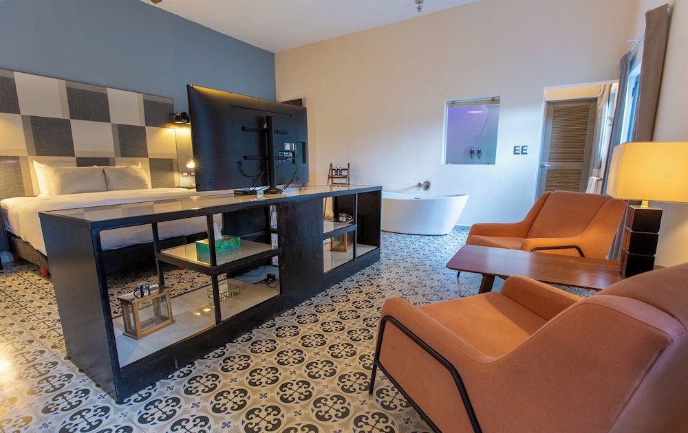 Signature Room photo 2