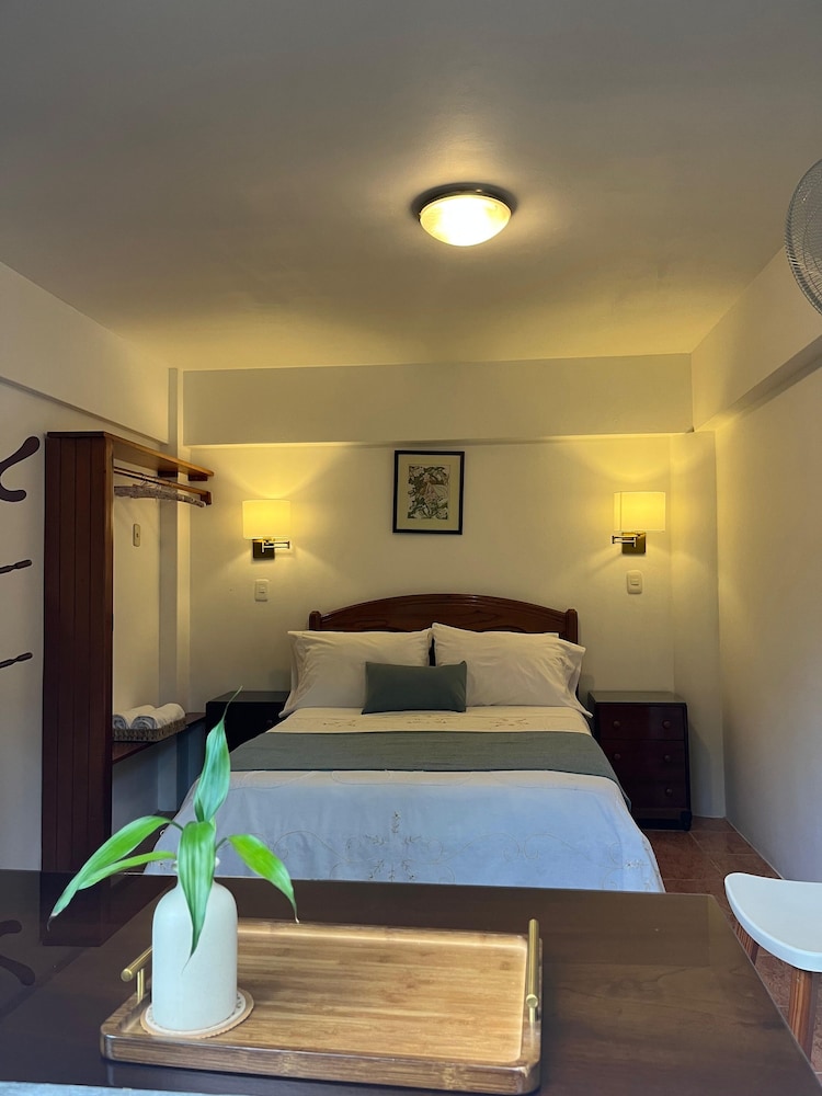 Standard Double or Twin Room photo 1