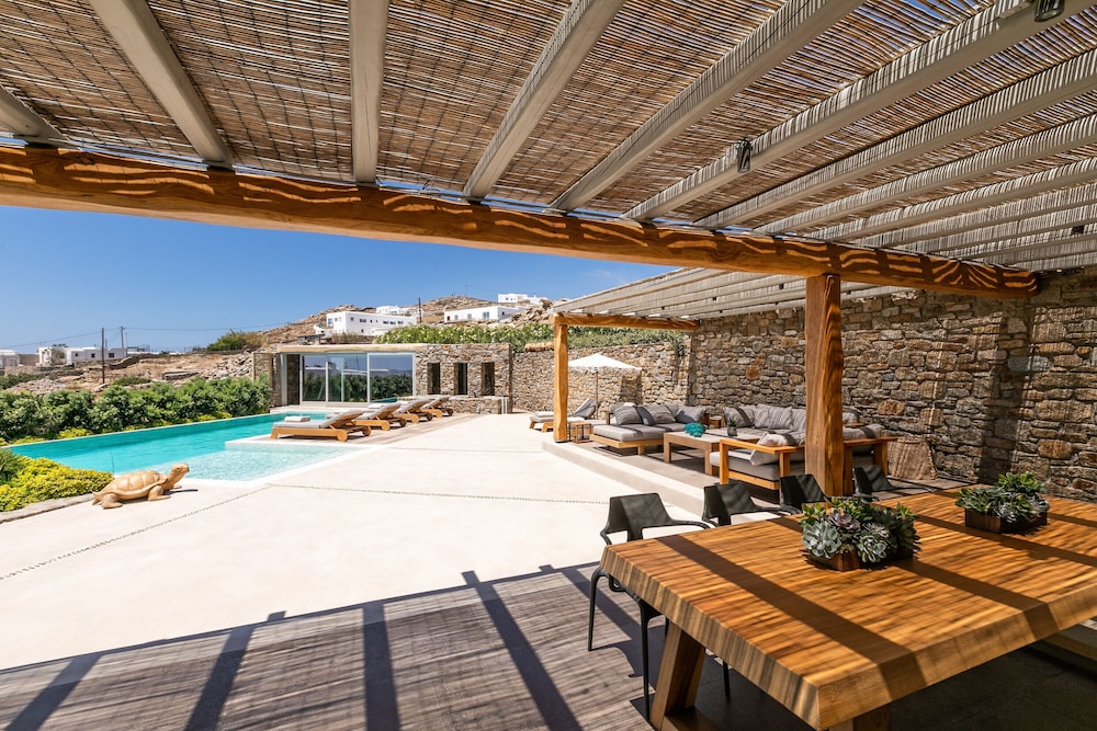 Executive Villa, 5 Bedrooms, Private Heated Pool, Sea View (M Four) - Photo 17