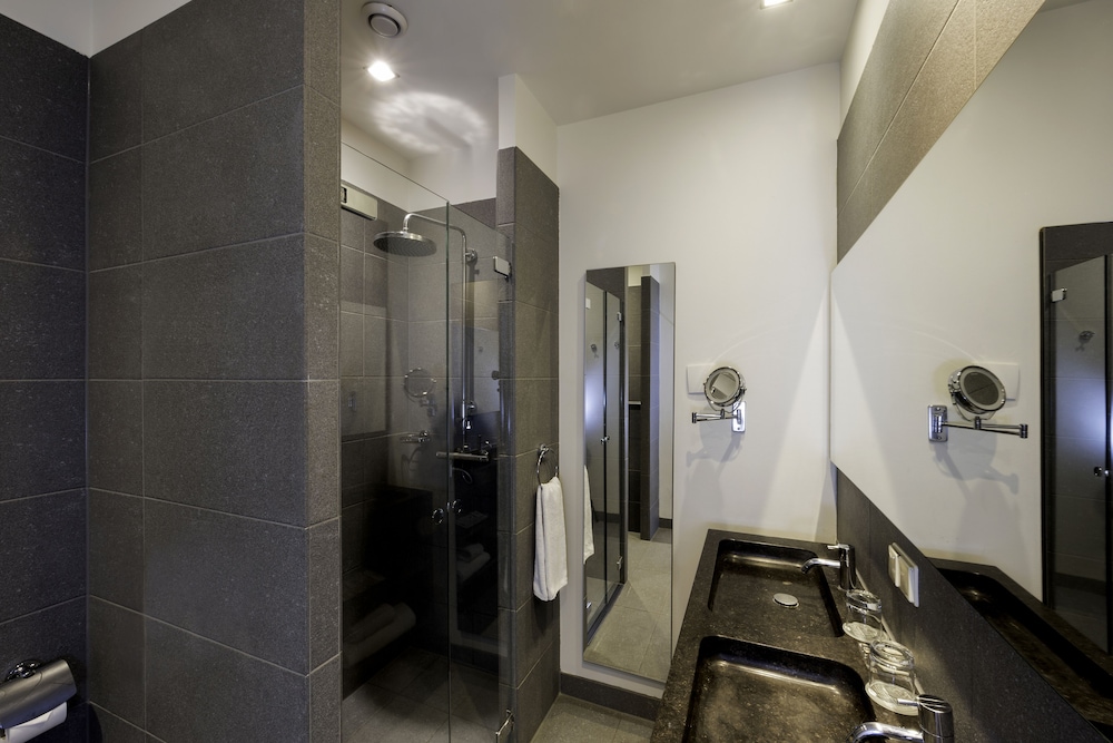 Suite (Amsterdam, Single Use) photo 2