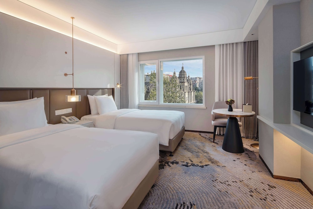 Superior Room Twin Bed - Photo 2