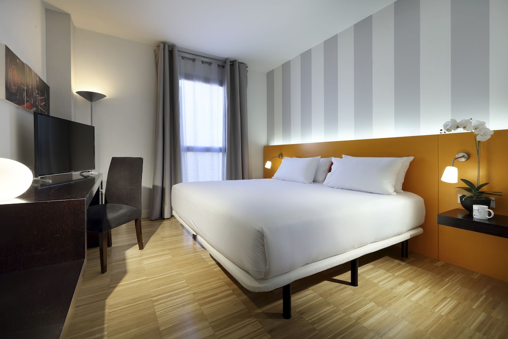 Double or Twin Room - Photo 1