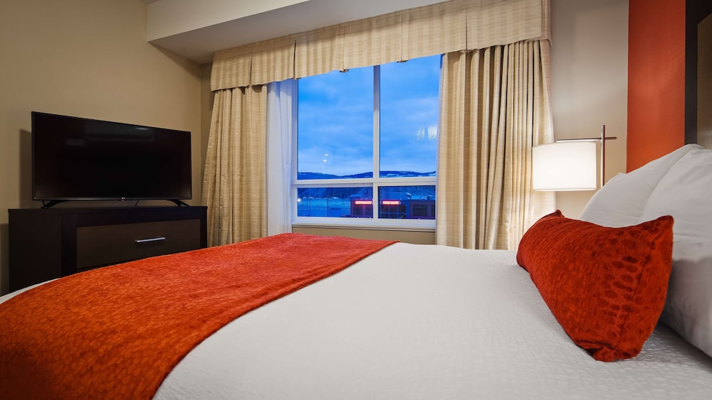 Standard Room, 2 Queen Beds, Non Smoking, Refrigerator & Microwave
