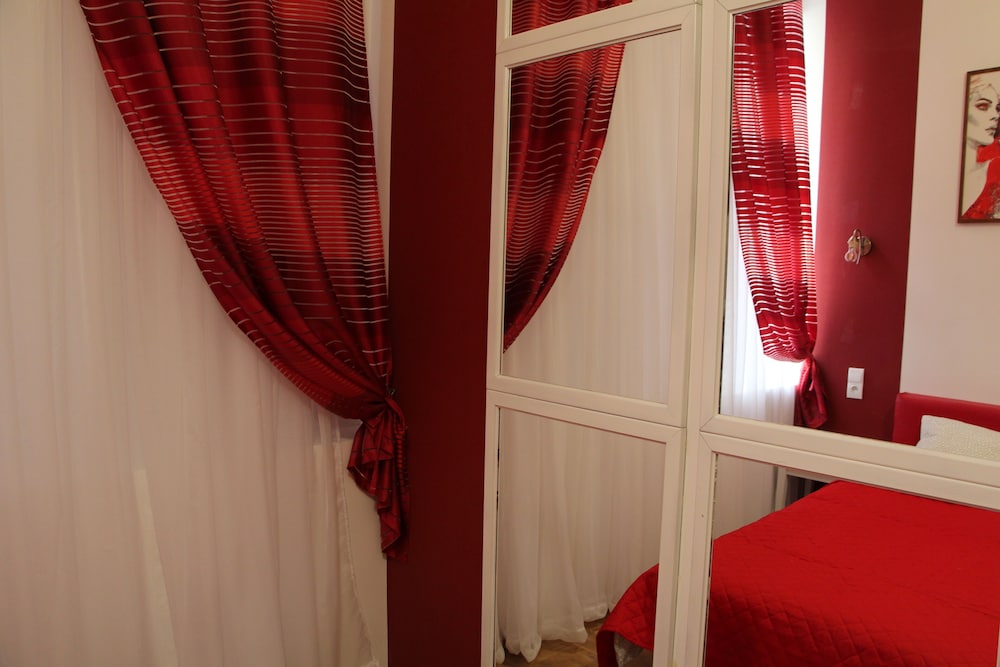 Basic Double Room, Courtyard View (6) - Photo 10