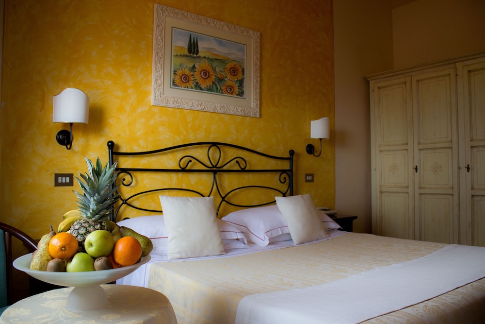 Superior Double Room - Photo 8