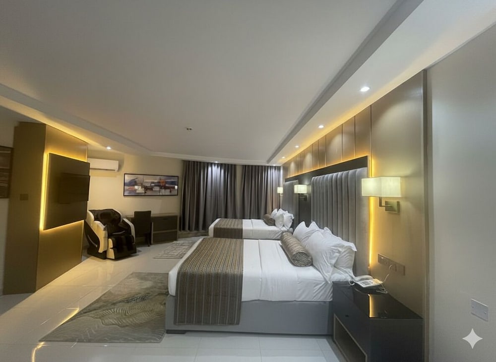 Luxury Twin Room