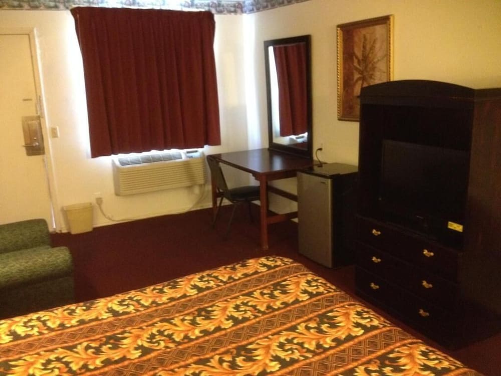 Family Double or Twin Room photo 3