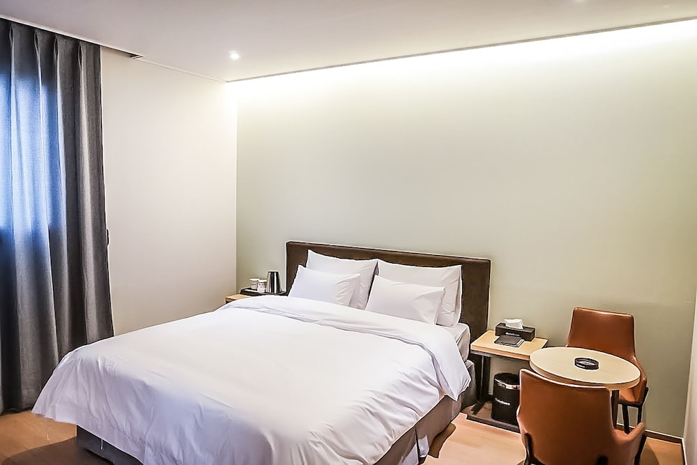 Business Double Room (Old Building) photo 1