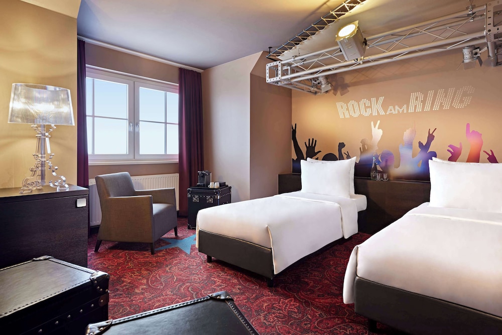 Deluxe Room, 2 Twin Beds