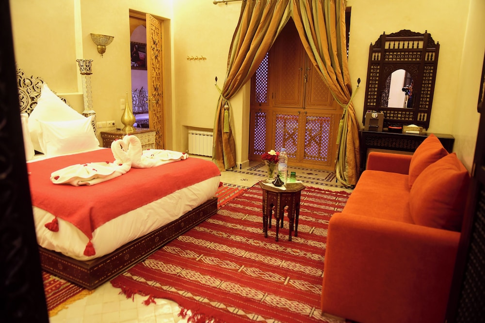 Junior Room - Photo 1