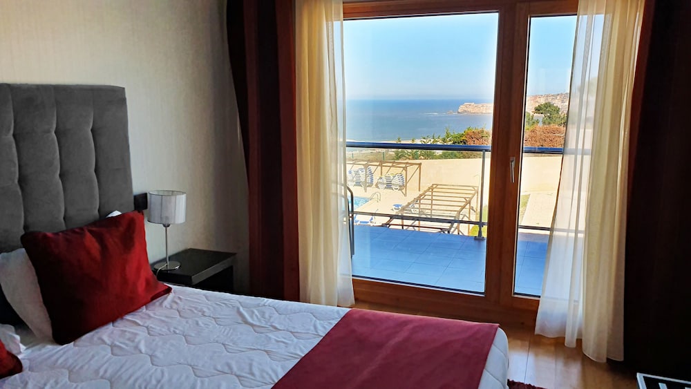 Double or Twin Room, Sea View - Photo 1