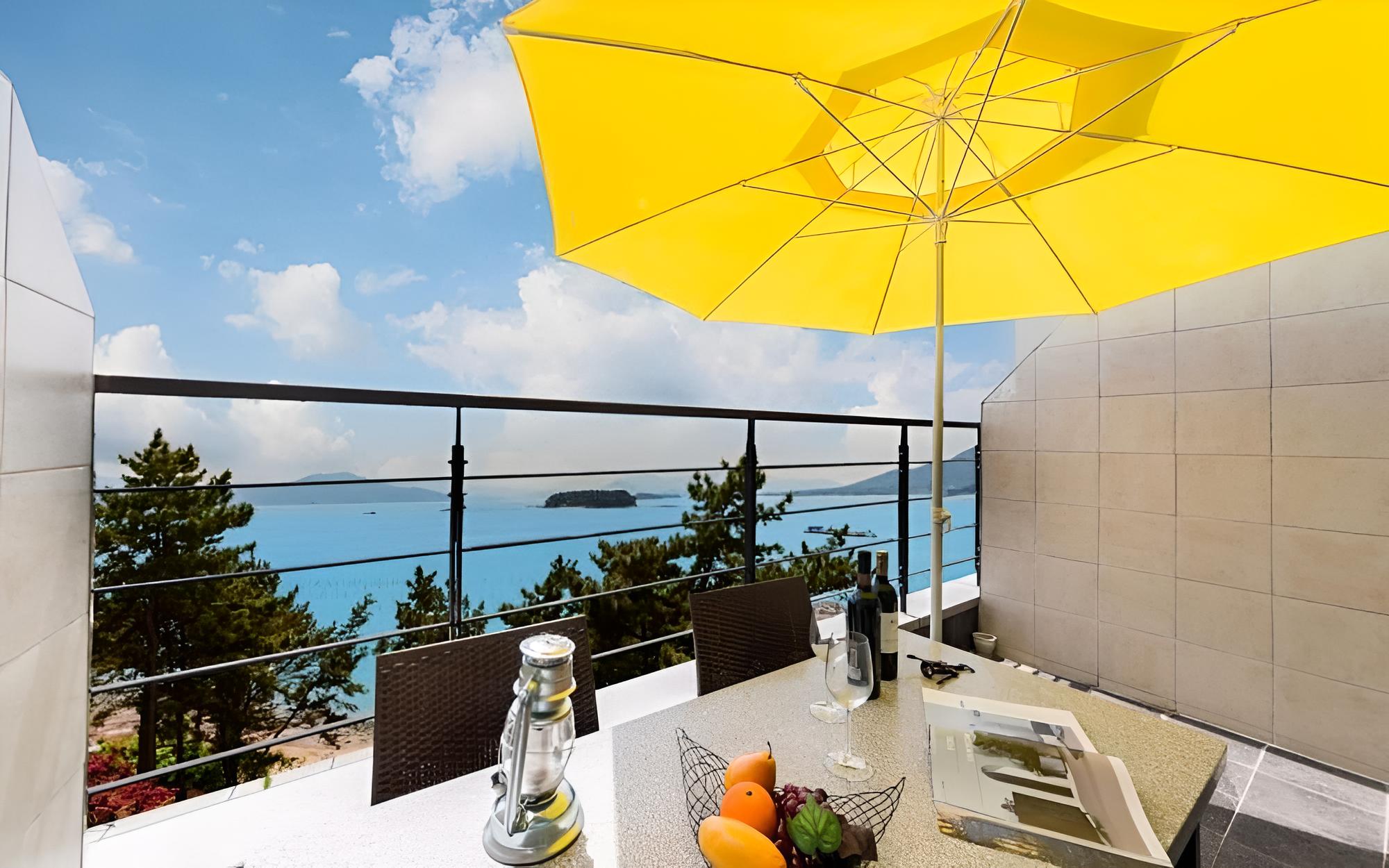 Room (Birth day (Duplex Ocean view))