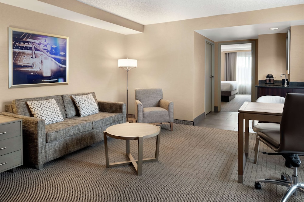 Suite, Non Smoking - Photo 9