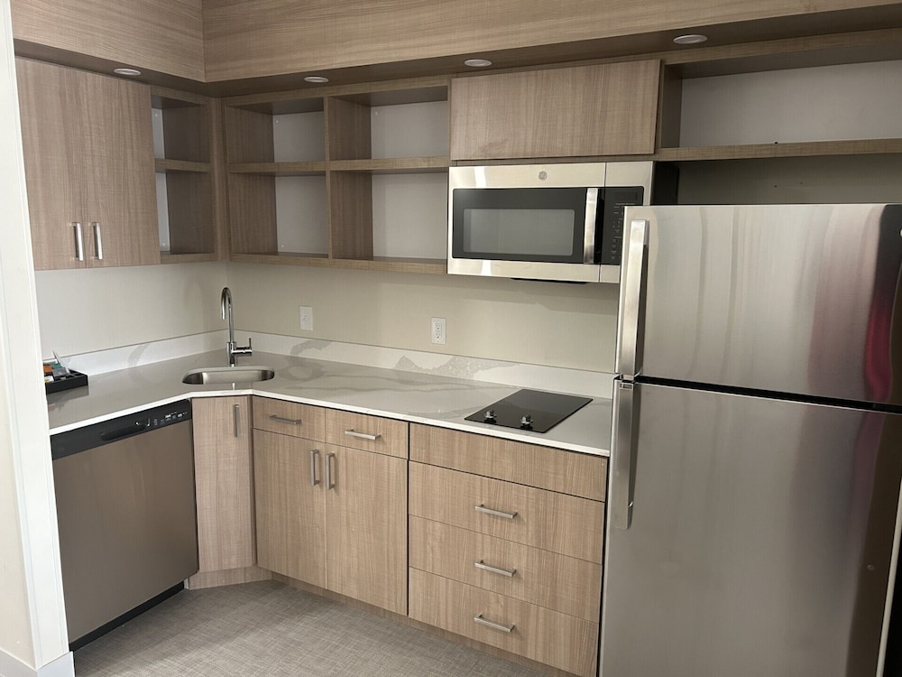 Studio Suite, 1 King Bed, Accessible (Hearing) - Photo 7