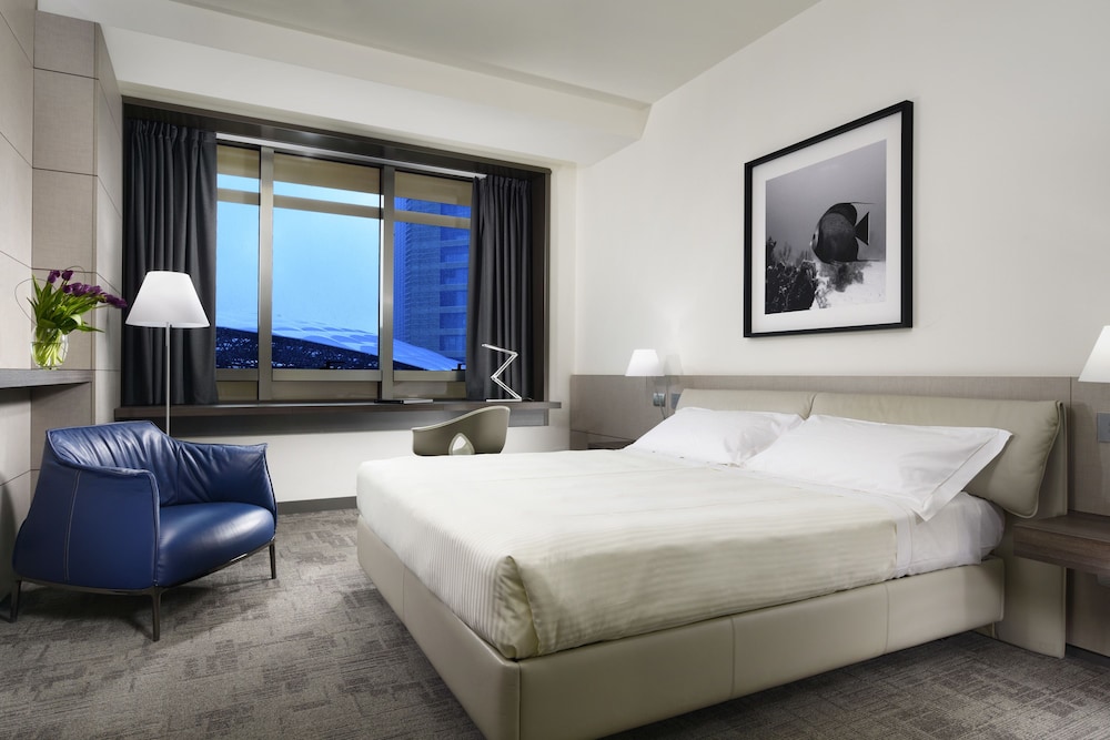 Superior Triple Room With Sofa Bed thumbnail 6