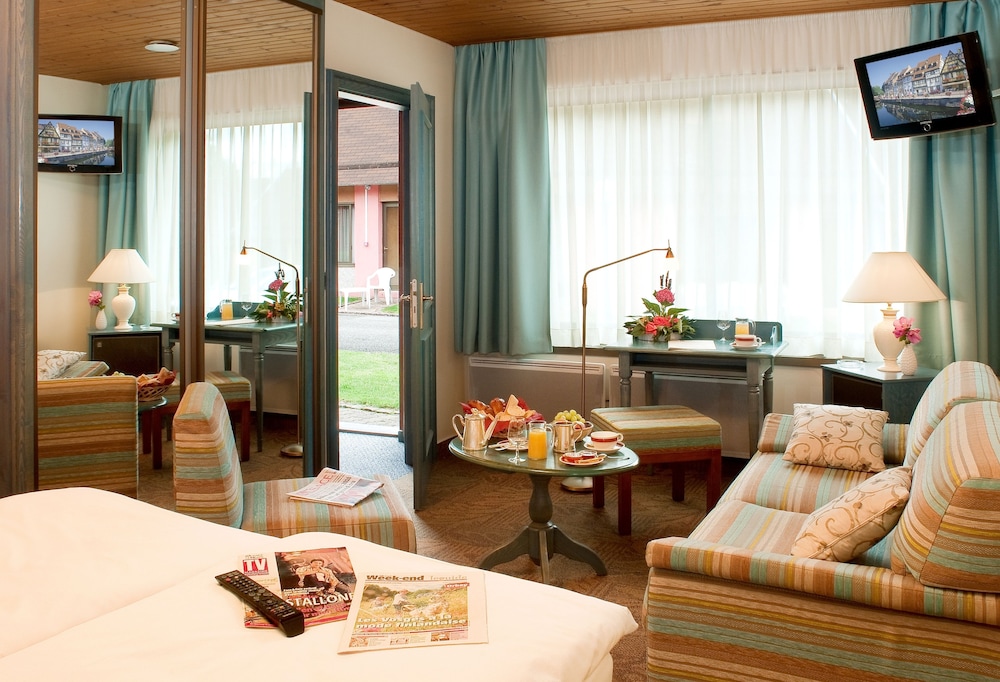 Family Triple Room photo 2