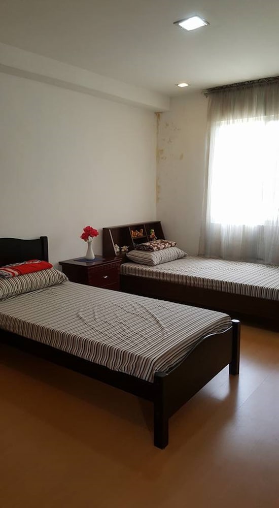 Four-Bedroom House photo 1
