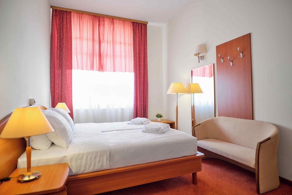 Superior Double Room - Photo 2