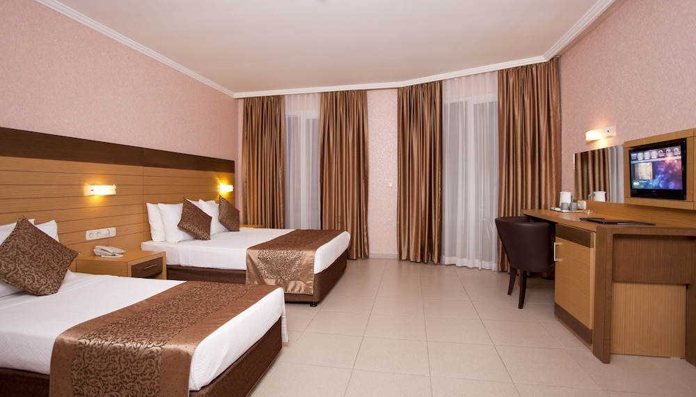 Standard Room - Photo 1