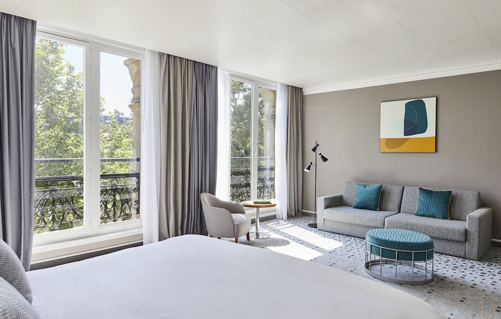 Junior Suite, 1 King Bed
