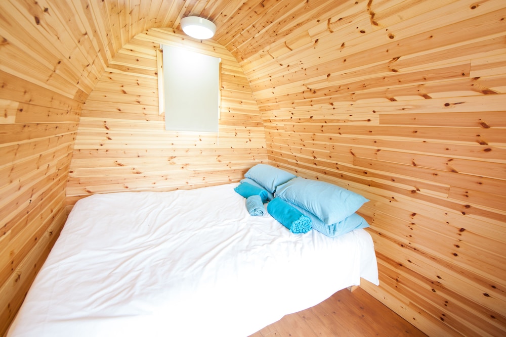 Pod with Shared Bathroom