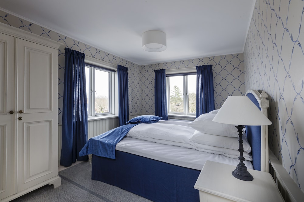 Superior Suite, 1 Queen Bed, Ocean View