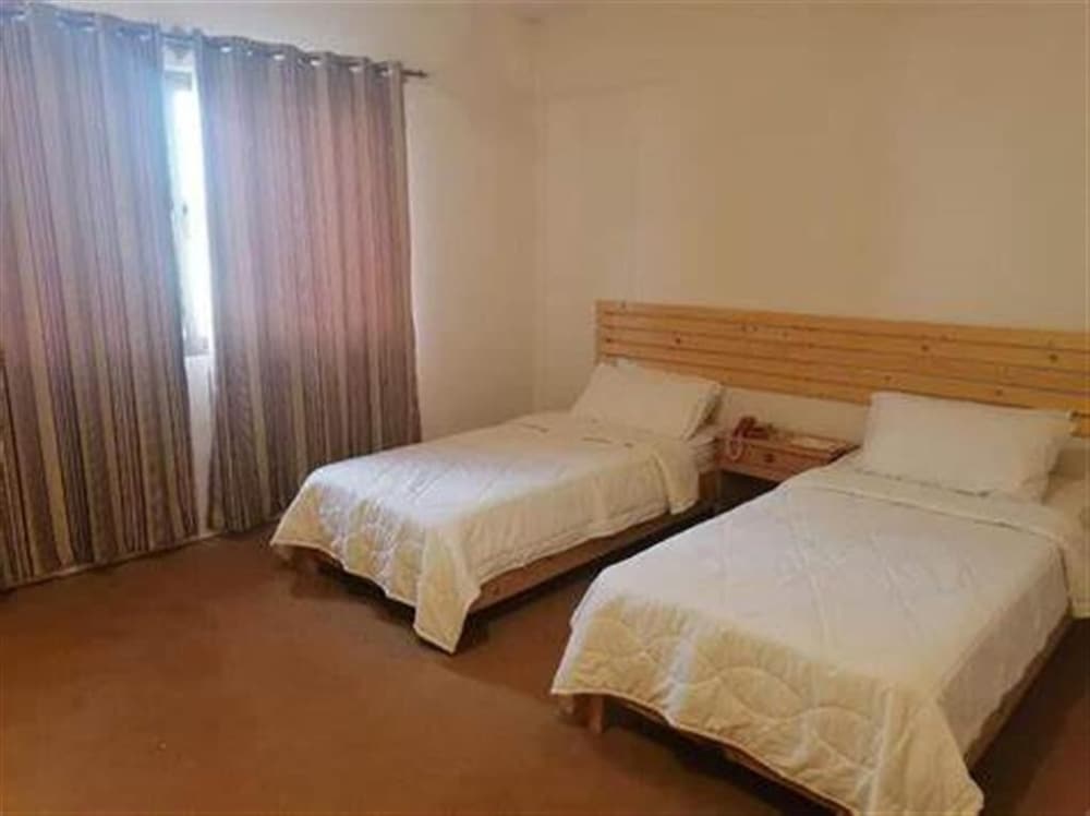Twin Room - Photo 1