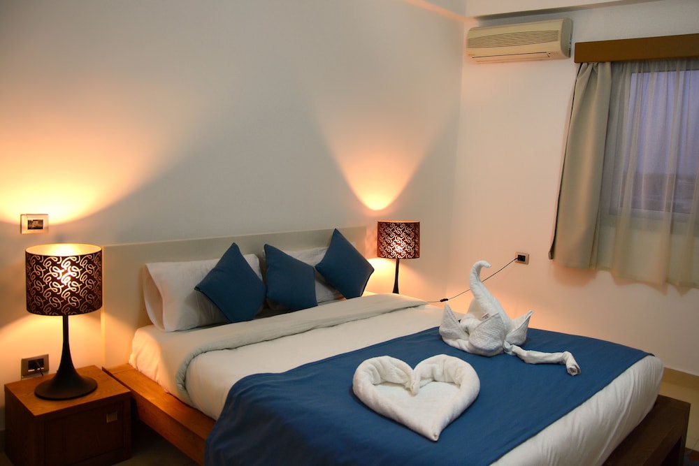Classic Chalet, 2 Bedrooms (Garden view, Ground Floor) photo 2