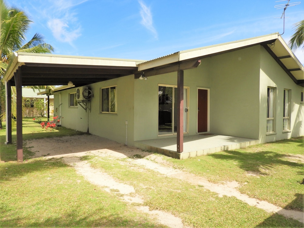 3 Bedroom Garden Villa - Photo 9