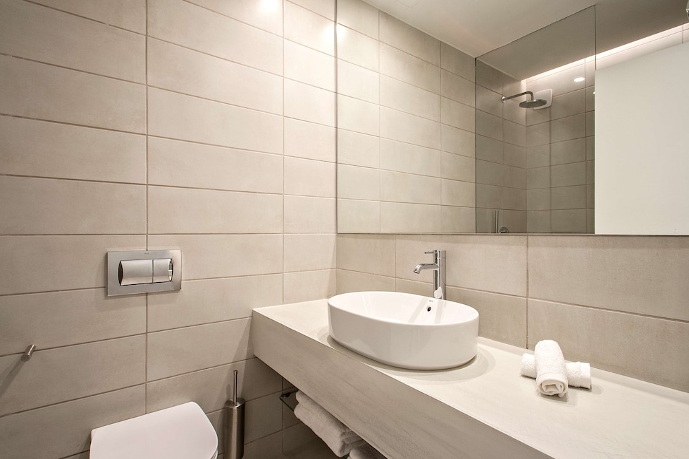 Standard Room (Inland View) - Photo 5