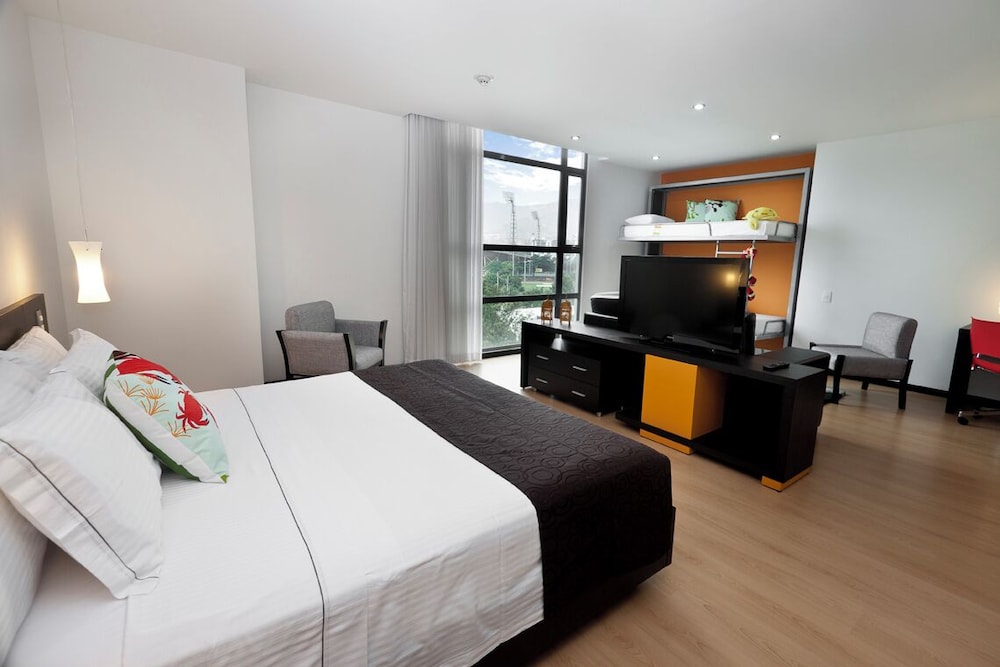 Superior Quadruple Room, Multiple Beds photo 3