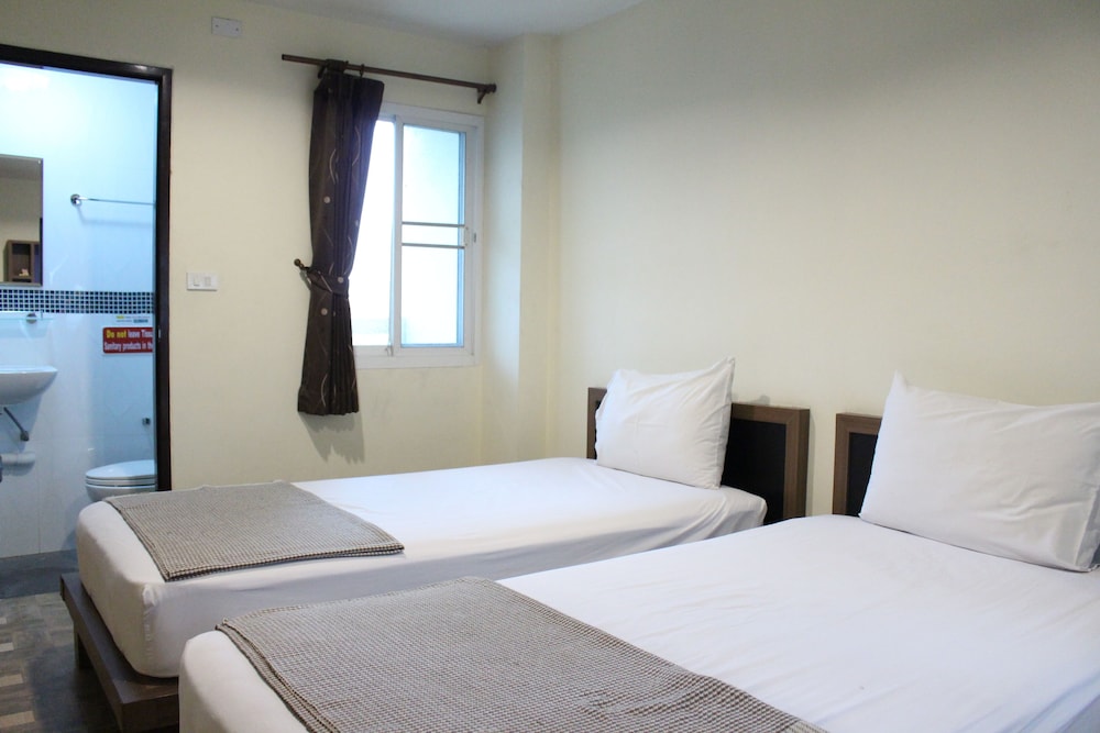 Standard Room photo 2