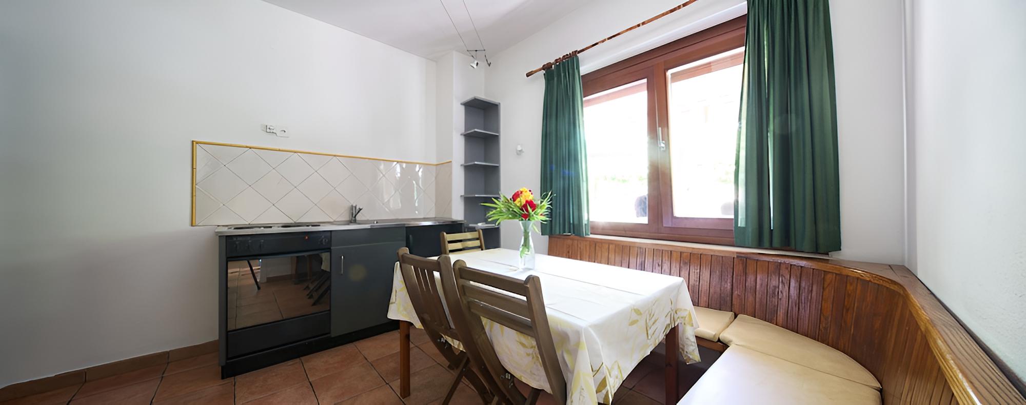 Apartment - Photo 2