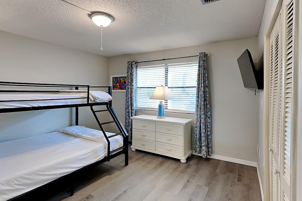 Condo, Multiple Beds, Balcony, Garden View (Villa 602 - No Pets)