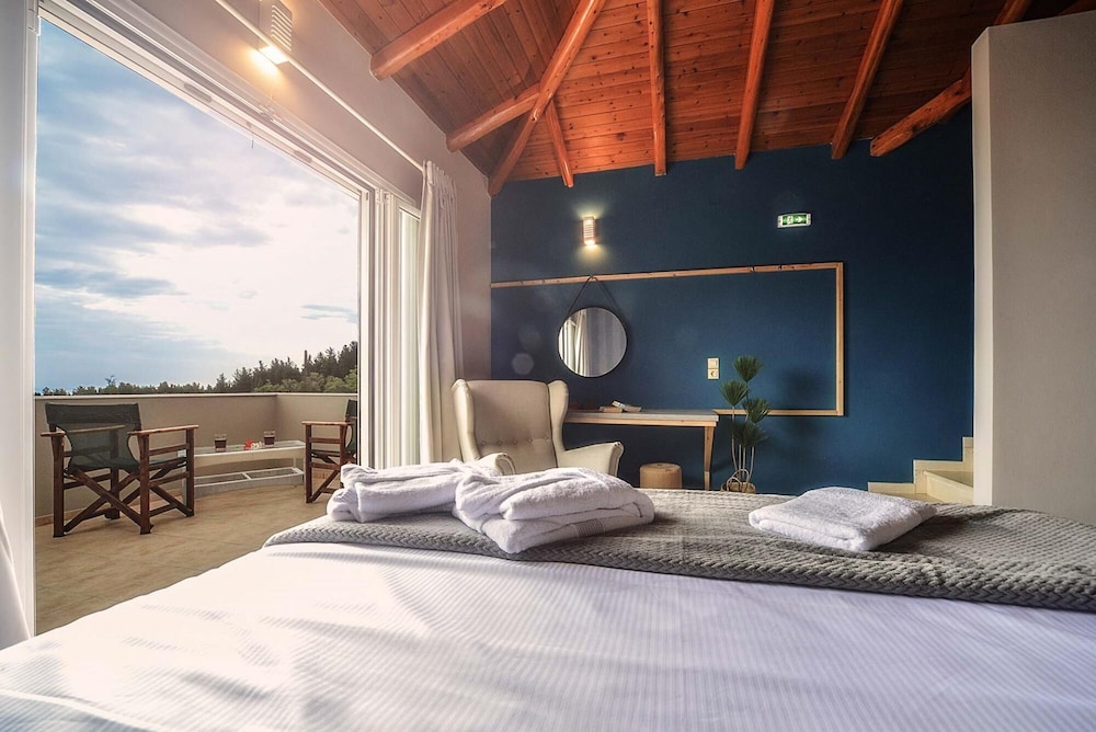 Villa photo 3