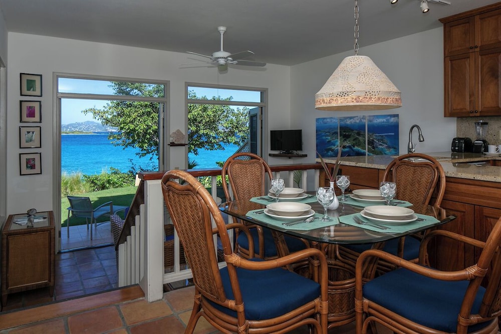 Luxury Suite Ocean View Lower 3A photo 2