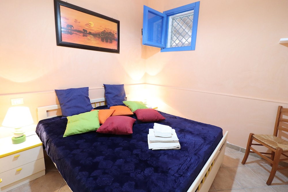Villa, 2 Bedrooms, Smoking, Patio photo 1